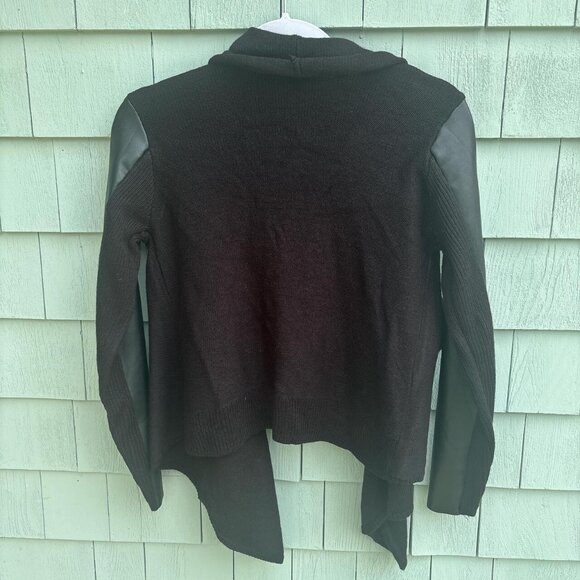 Vera Wang Cardigan Womens XS Black Faux Leather Minimalist Chic - Picture 2 of 8